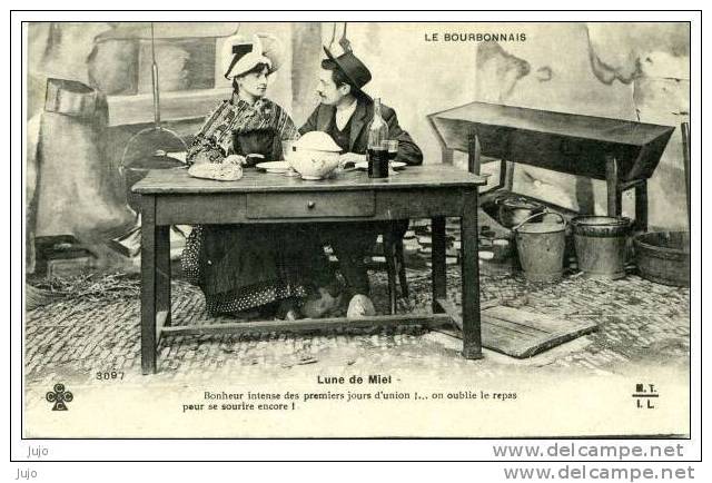 03 - LE BOURBONNAIS  -  Lune De Miel - Couple - Costume Folklore - Bourbon L'Archambault