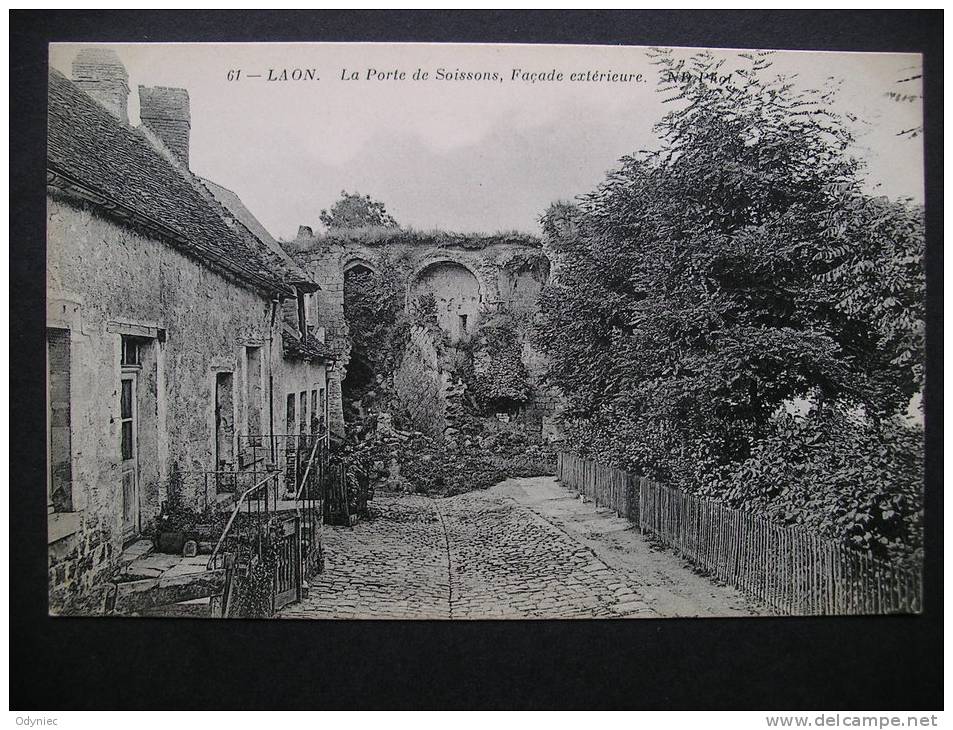 Laon.La Porte De Soissons,Facade Exterieure - Picardie
