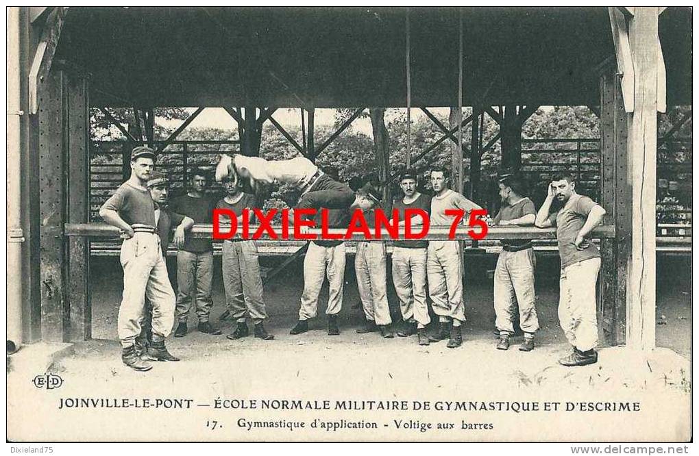 CPA Joinville Le Pont Ecole Militaire Gymnastique Escrime 17 Sport Portique Non Circulée Très Animée - Gymnastics