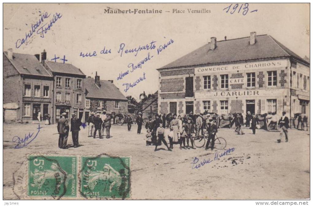 Cpa-FRANCE-charleville-maubert Fontaine-place Versaille-1913-cafe - Charleville