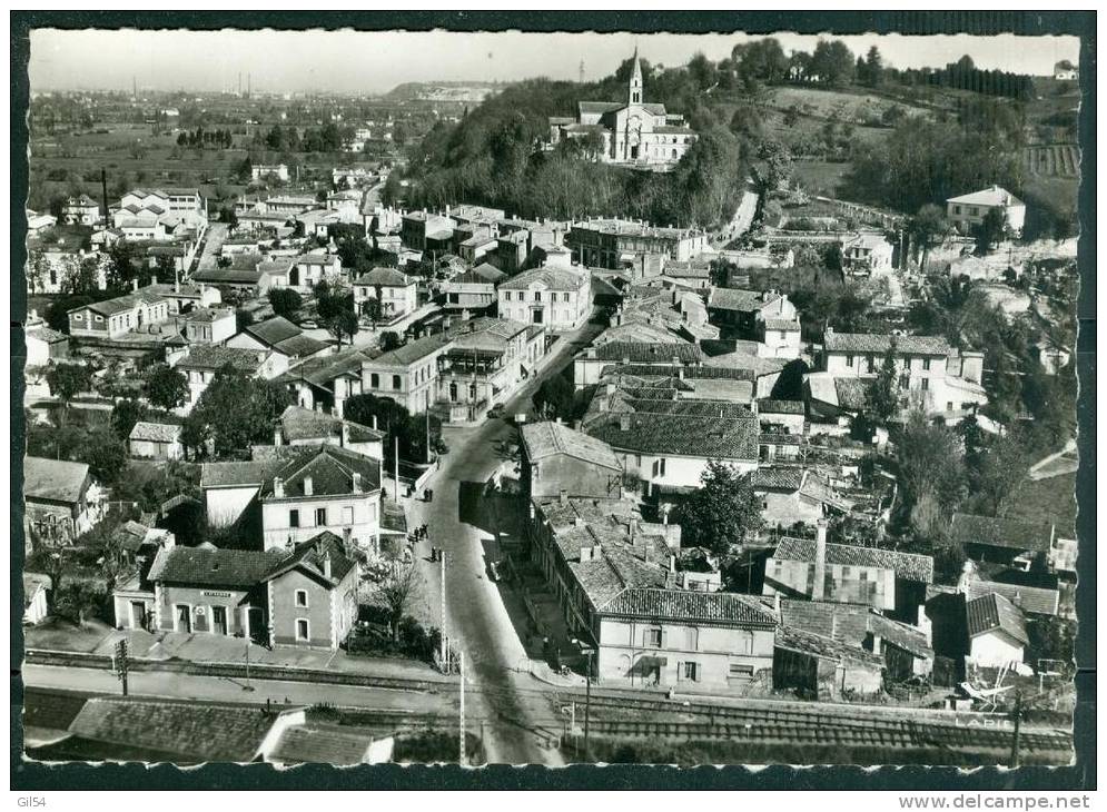 Cpsm Gf -  En Avion Au Dessus De Lastrene ( Gironde ) Vue Générale   - Lwg90 - La Fresnaye Sur Chédouet