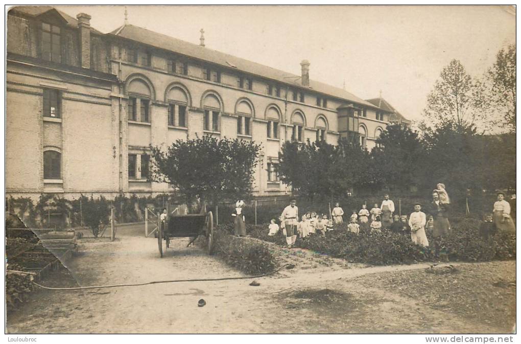 CARTE PHOTO NON IDENTIFIEE GROUPE D'ENFANTS AVEC ADULTES - To Identify