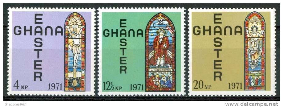 1971 Ghana Pasqua Easter Paques Set MNH** Na140 - Easter