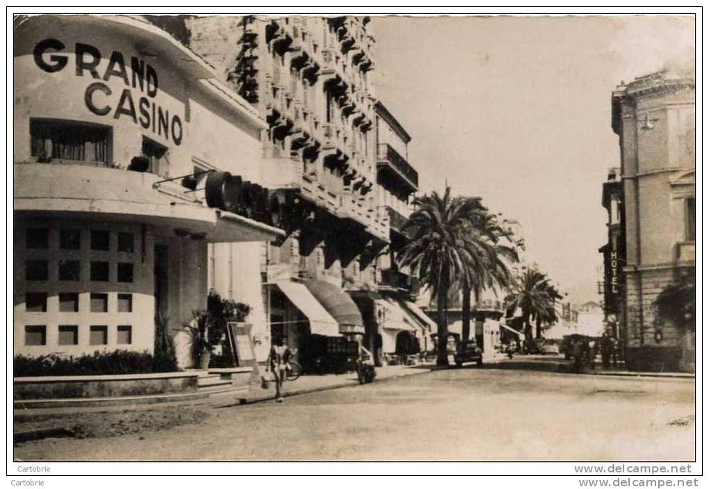 83-SAINT-RAPHAEL-cpsm-Le Casino Et L´Avenue Félix Martin - Saint-Raphaël