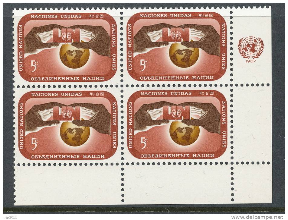 UN New York 1967 Michel 176, Block Of 4 With Lable In Lower Right Corner, MNH** - Hojas Y Bloques