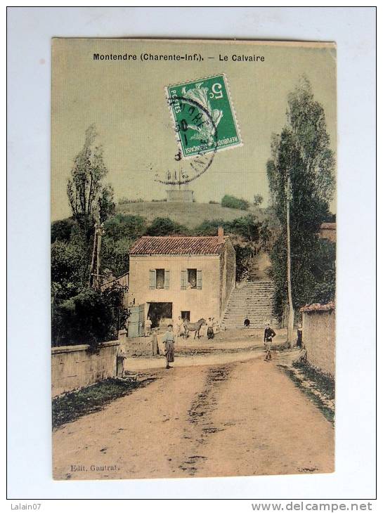 Carte Postale Ancienne : MONTENDRE : Le Calvaire , Animé Avec Cheval - Montendre