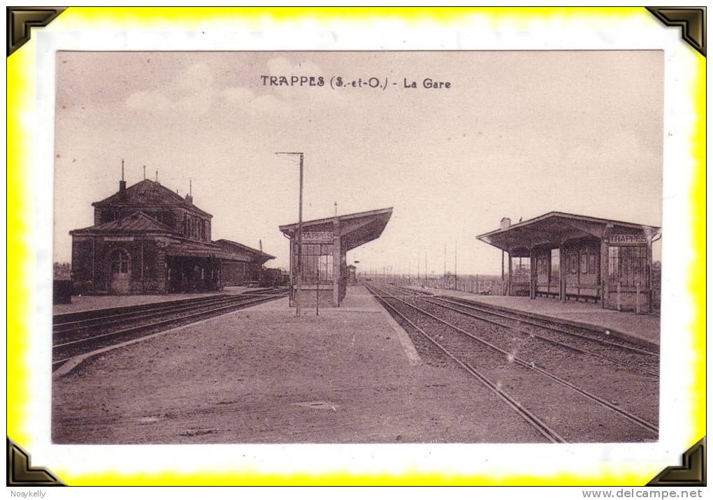 CP N°...   Trappes  -  La Gare   -  78  Yvelines - Trappes