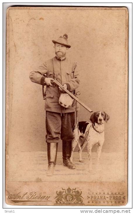 SPORTS HUNTING HUNTER, HUNTING DOG, GUN ANTON BERAN PRAG CARDBOARD CARD - Hunting