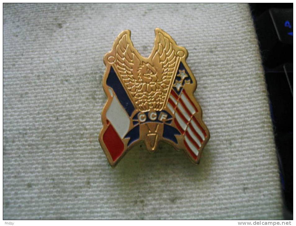 Pin's C.C.F France - USA. Pin's Numéroté 0906 - Militaria