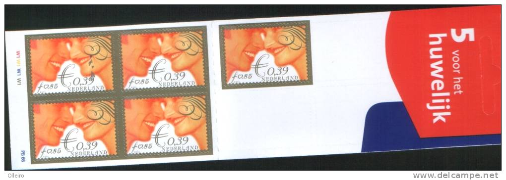 Olanda Pays-Bas Nederland  2001 Carnet Con 5  Francobolli Con Tema Matrimoni  Valori In Fiorini E In Euro ** MNH - Carnets Et Roulettes