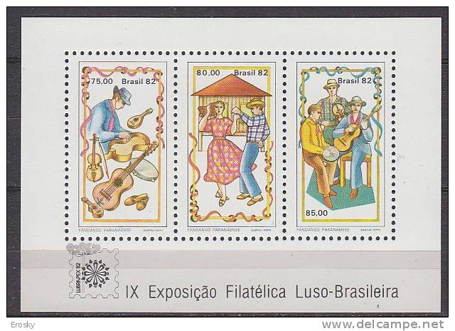 B0949 - BRAZIL BF Yv N°51 ** FOLKLORE - Blokken & Velletjes