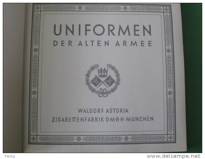 LOT 3 BILDERALBUM SUR UNIFORMES ALLDS ****     COMPLETS - Alemán