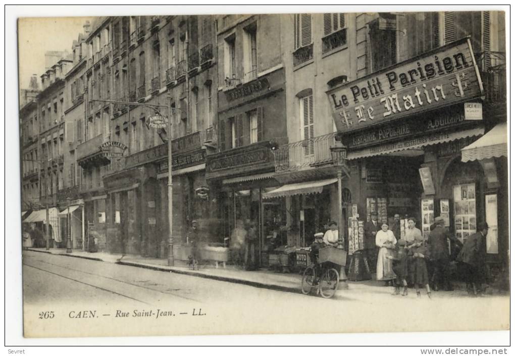 CAEN. - Rue St-Jean . Commerces Très Beau Plan. Cachet Militaire Au Verso - Caen