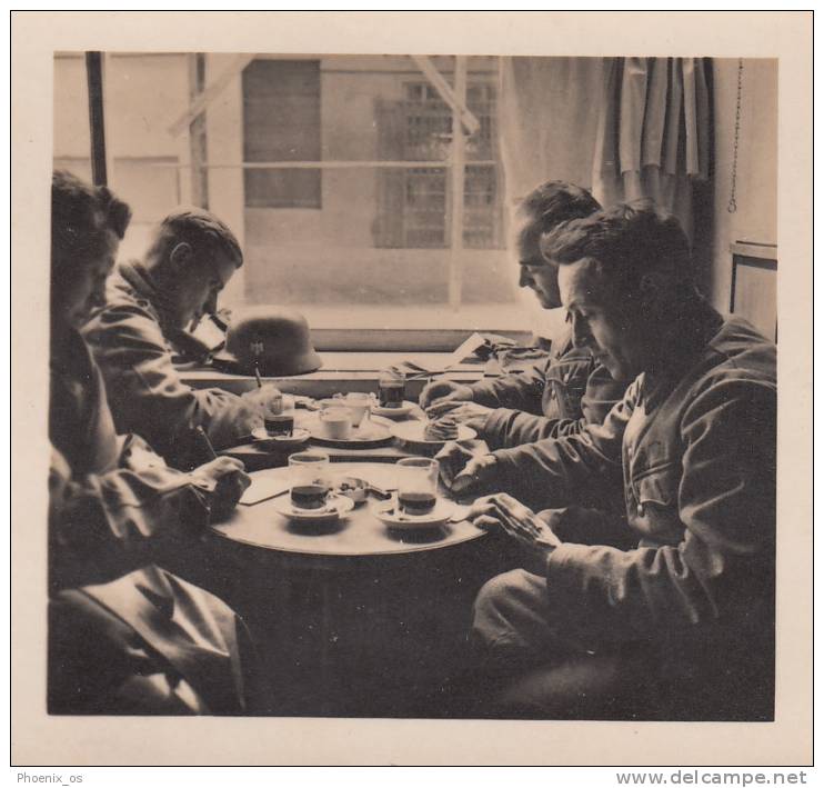 MILITARIA - WW II, Poland,  Die Deutsche Besetzung Der Polnischen 1939 - Socializing Mit Kaffee - Stereoscopi