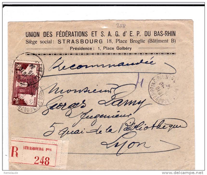 1934 - VIGNETTE De FEDERATION INTERNATIONALE De PHILATELIE Sur ENVELOPPE RECOMMANDEE De STRASBOURG Pour LYON - Briefmarkenmessen