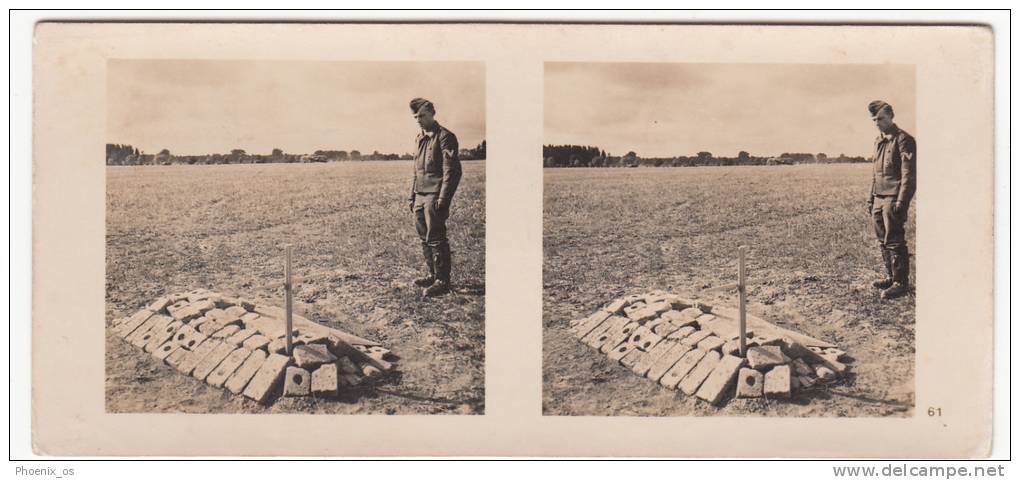 MILITARIA - WW II, Poland,  Die Deutsche Besetzung Der Polnischen 1939 - Grab Auf Dem Flughafen Von Nowi Dwor - Stereoscopes - Side-by-side Viewers