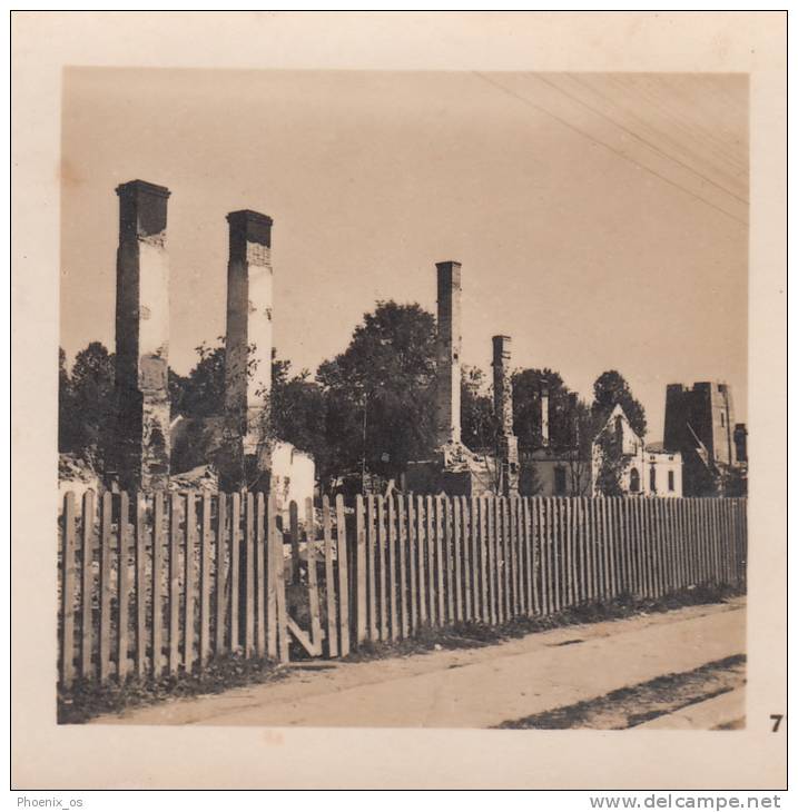 MILITARIA - WW II, Poland,  Die Deutsche Besetzung Der Polnischen 1939 - Die Ortschaft Trino Bei Lublin - Stereoscopes - Side-by-side Viewers