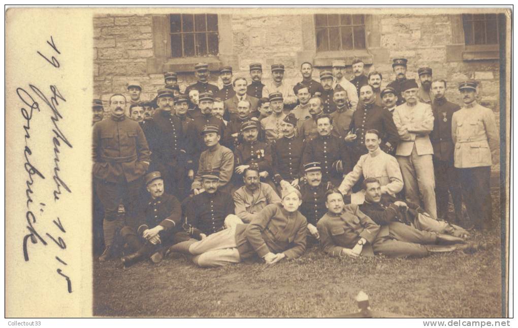 CPA Photo Officiers Prisoniers Oflag Osnabrück Nombreux Régiment Différents Identifiés Par La Tenue - Weltkrieg 1914-18