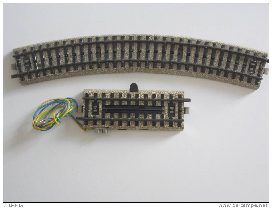 Marklin - Rail 5200 + Décroche-attelage 5112 - Track