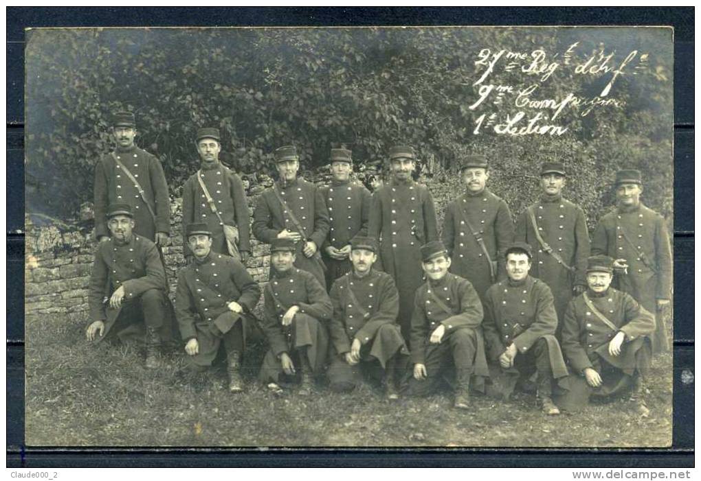 27eme Régiment D'Infanterie 9eme Cie 1ere Section Les éléves Caporaux Classe 1910 . Voir Recto Verso       (R700) - Régiments