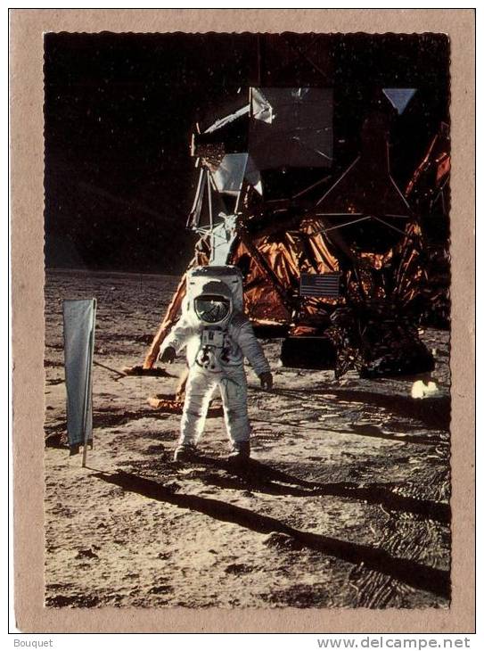 21 JUILLET 1969 - L'EVENEMENT DU 20 EME SIECLE - DES HOMMES SUR LA LUNE - 916/505 - ALDRIN DEVANT LE LEM - éd. KRUGER - Astronomia