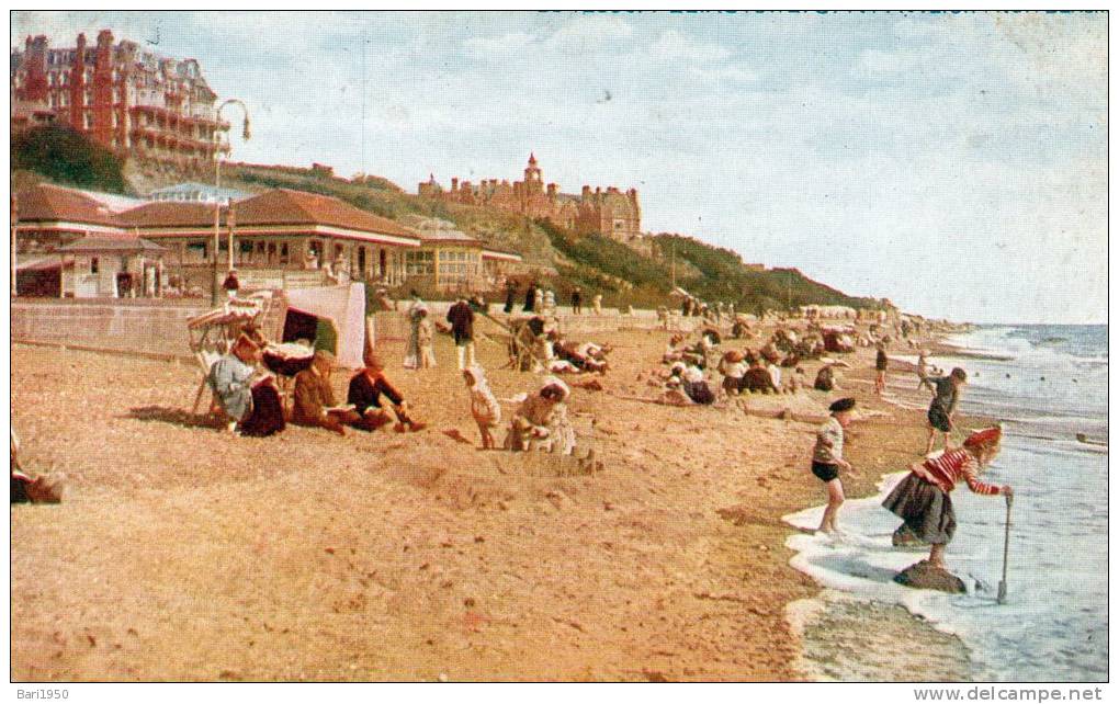 Beatiful Old Post Card   " FELIXSTOWE : S P A   PAVILION FROM BEACH " - Andere & Zonder Classificatie