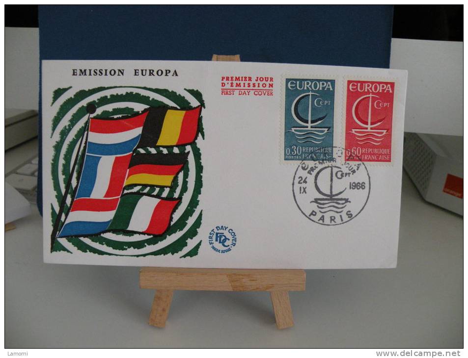 FDC - EUROPA  CEPT - Paris - 24.9.1966 Coté 2 &euro; (2013) - 1966