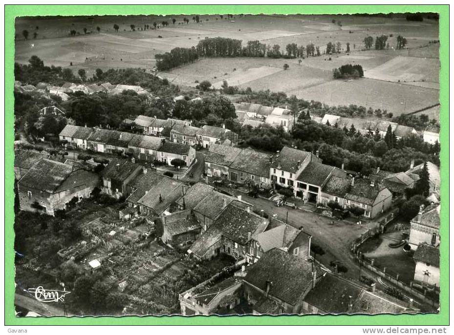 52 MONTIGNY-le-ROI - Vue Aérienne De La Place De L'Ecole Ménagère - Montigny Le Roi