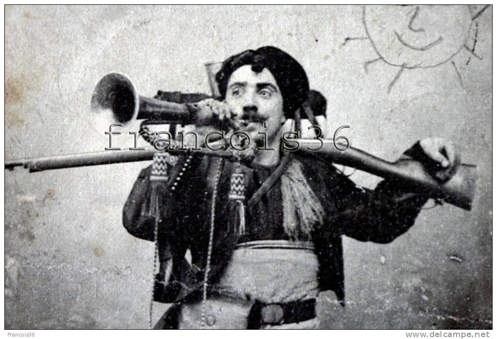 Mondrel - Le Zouave Virtuose - Scènes Et Sonneries Militaires - 1904 Tampon St Mihiel Et Chalons Sur Marne Et Autre - Characters