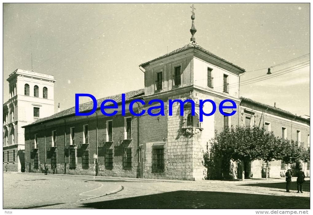 REAL PHOTO POSTCARD GUARDIA POLICIA VALLADOLID ESPAÑA SPAIN CARTE POSTALE TARJETA - Valladolid