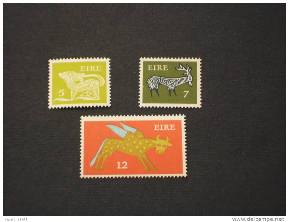IRLANDA - 1974 PITTORICA 3 Valori, In Quartine(blocks Of Four) - NUOVI(++) - TEMATICHE - Unused Stamps