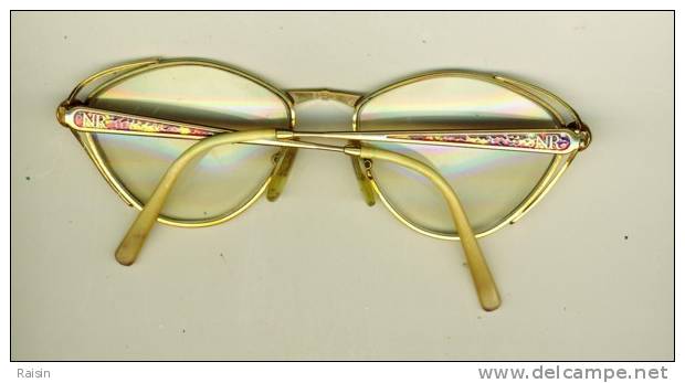 Très Belles Lunettes De Vue  Femme" Nina Ricci "avec Son étui Noir Très Bon état - Gafas/Lentes