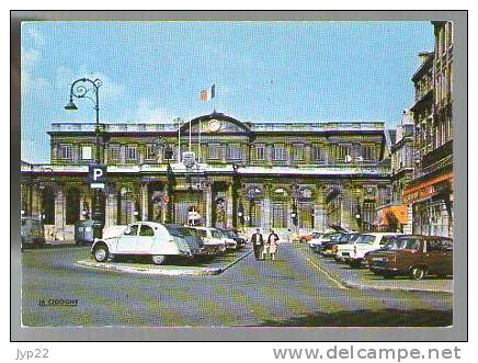 Jolie CP 33 Bordeaux L' Hôtel De Ville - Ed La Cigogne 33.063.156 - Vieilles Voitures Dont 2 CV Citroën - Bordeaux