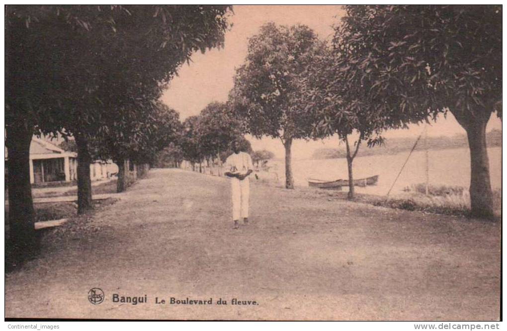 BANGUI/ Le Boulevard Du FLEUVE/ ANIMATION En GROS PLAN  - Référence 2119 - - República Centroafricana