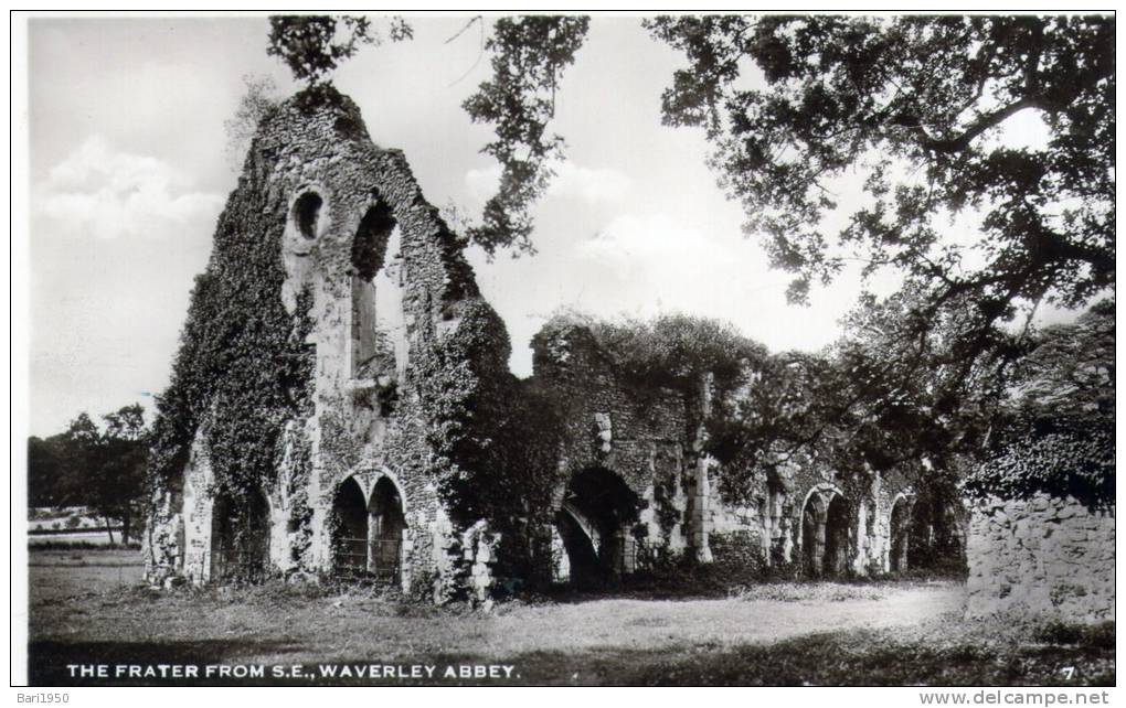 Beatiful  Old Post Card    "  THE FRATER FROM S.E., WAVERLEY ABBEY  " - Winchester