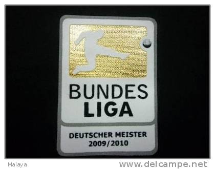 BUNDES LIGA BAYERN MUNICH PATCH GERMANY FOOTBALL 2009 2010 GOLD - Patches