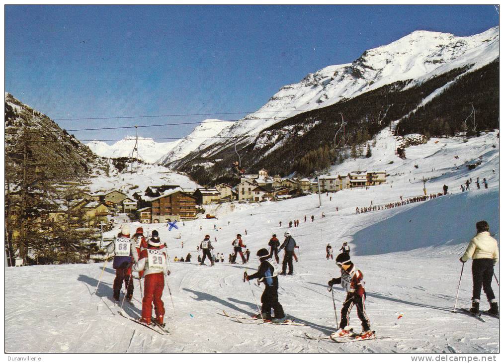 73 - Val Cenis - LANSLEVILLARD. Cours De Ski Sur Les Pistes Du Pont Noir. - Val Cenis