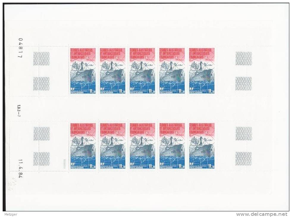 T.A.A.F. Aériens N° 84   En Feuille De  10 Timbres. - Unused Stamps