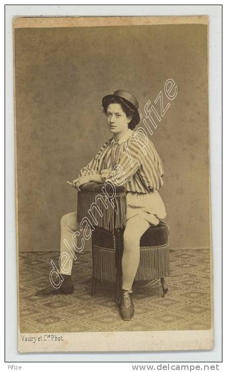 CDV 1860-70 Vaury Et Cie. Acteur Ou Actrice? - Oud (voor 1900)