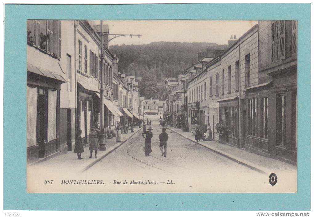 76  -  MONTIVILLIERS  -  Rue  De Montivilliers  -  TRES BELLE CARTE  ANIMEE  - - Montivilliers