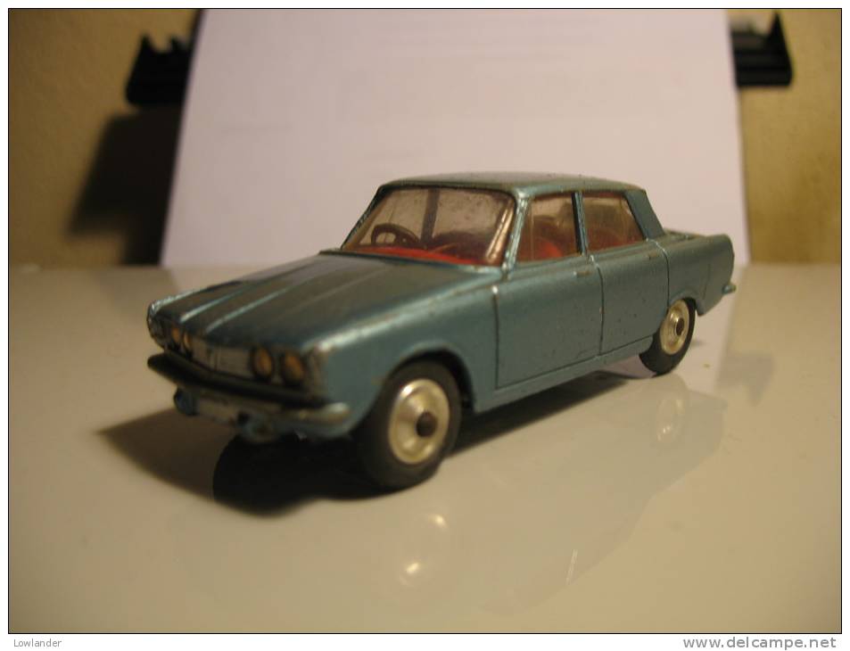 CORGI TOYS 252 ROVER 2000 - Corgi Toys