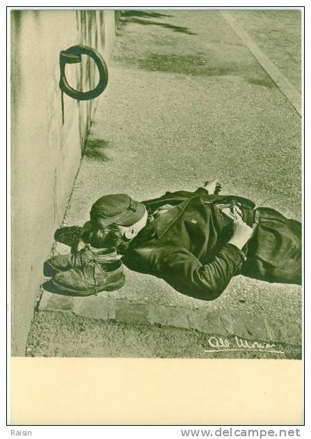 Photographie Albert Monier "Oubli" Le Repos Du Clochard  Non Circulé Format 10,5 X 15 Cm TBE - Monier