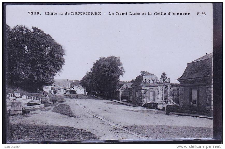 DAMPIERRE LE CHATEAU - Dampierre En Yvelines