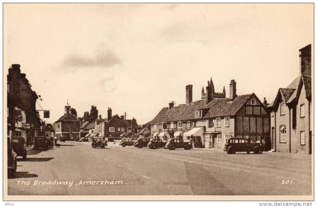 Amersham The Broadway Old Postcard - Buckinghamshire