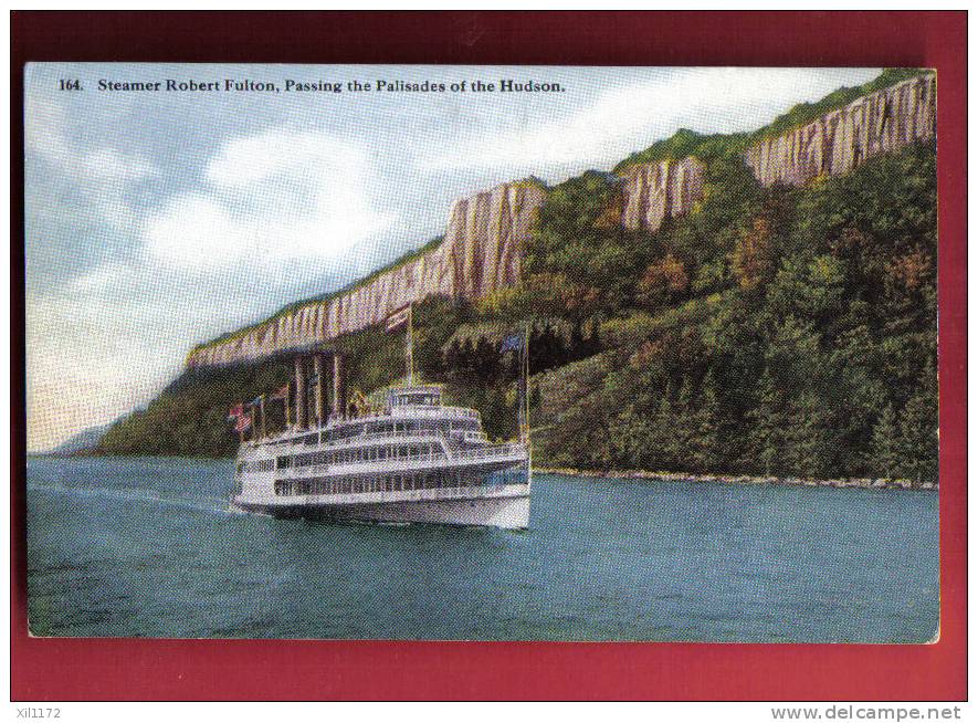 Q1125 Steamer Robert Fulton, Passing The Palisades Of The Hudson.Non Circulé. - Paquebots