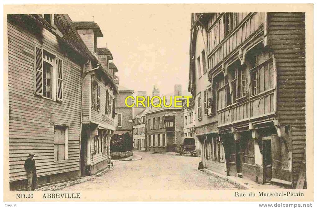 Cpa 80 Abbeville, Rue Du Maréchal Pétain - Abbeville