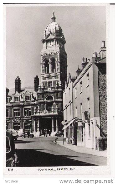 TOWN HALL EASTBOURNE 3039 (CARTE PHOTO) - Eastbourne