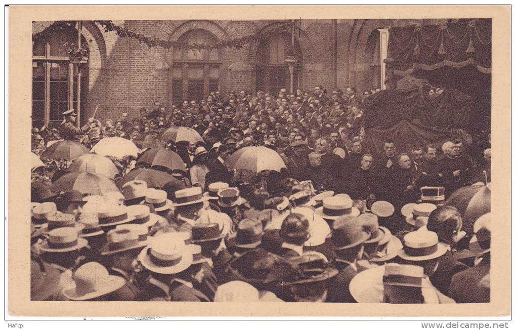 ETTERBEEK - MEMORIAL DU COLLEGE ST MICHEL - Etterbeek