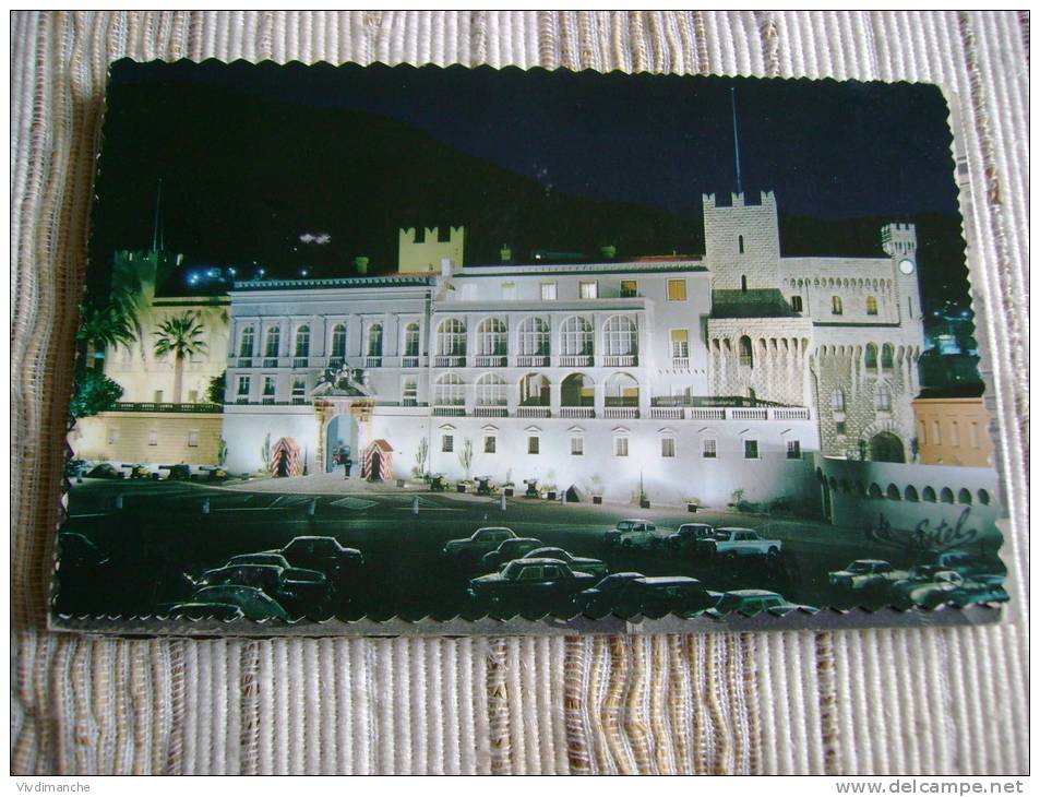 PALAIS DE S.A.S. LE PRINCE DE MONACO - VU DE NUIT - CPSM FORMAT CPA VERSO TAMPON COURONNE - Prince's Palace
