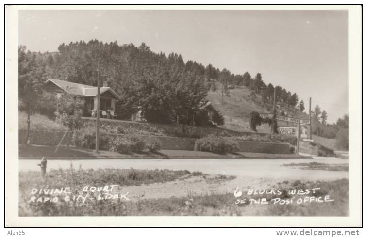 Rapid City SD South Dakota, Devine's Modern Court Motel Lodging, C1940s Vintage Real Photo Postcard - Rapid City